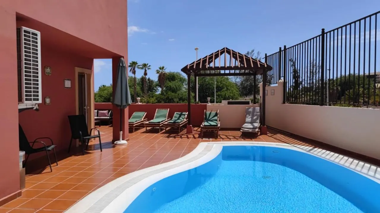 Dream Villa Адехе